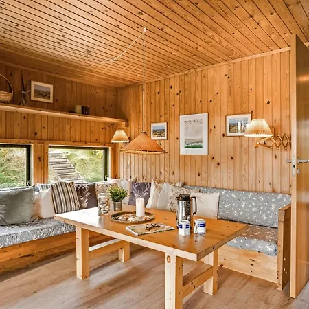 Semesterbostad Hunved - 500m From The Sea By Interhome *